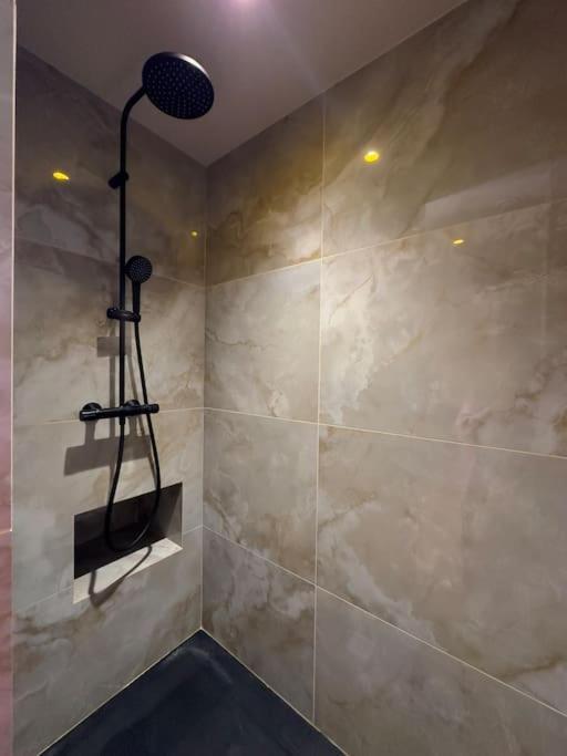 Appartement Joli 4 Pieces Tete D'or